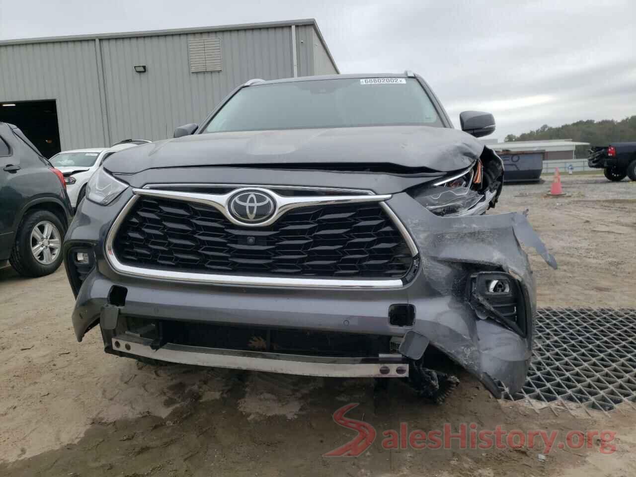 5TDFZRBH8LS027925 2020 TOYOTA HIGHLANDER