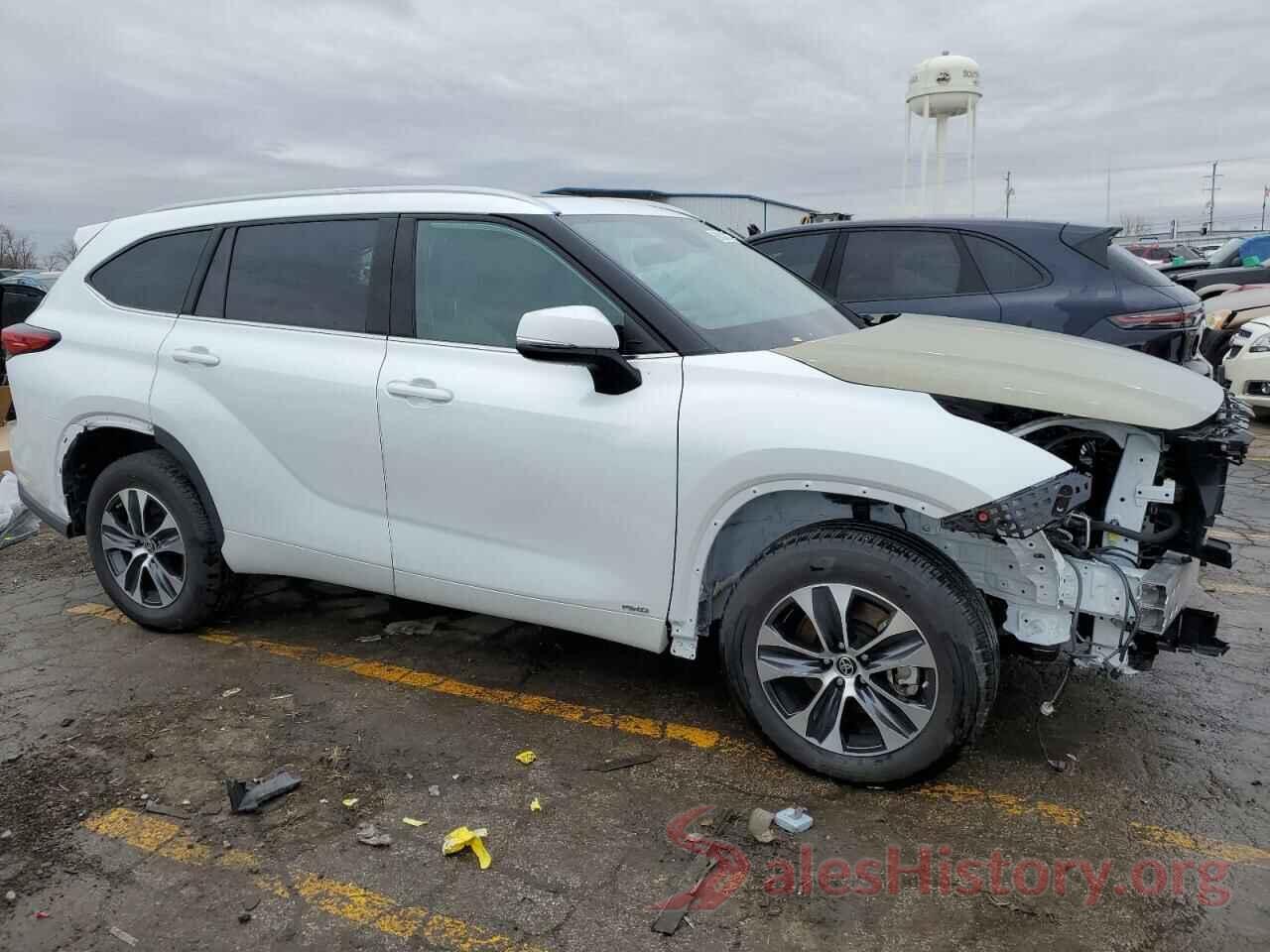 5TDHBRCH6NS541951 2022 TOYOTA HIGHLANDER