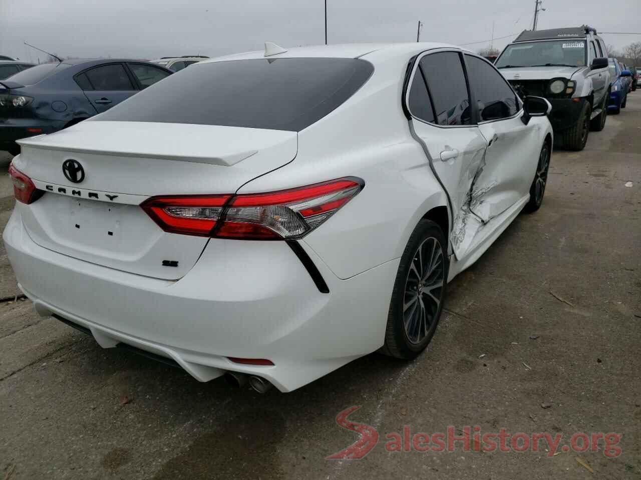 4T1B11HK5KU710195 2019 TOYOTA CAMRY