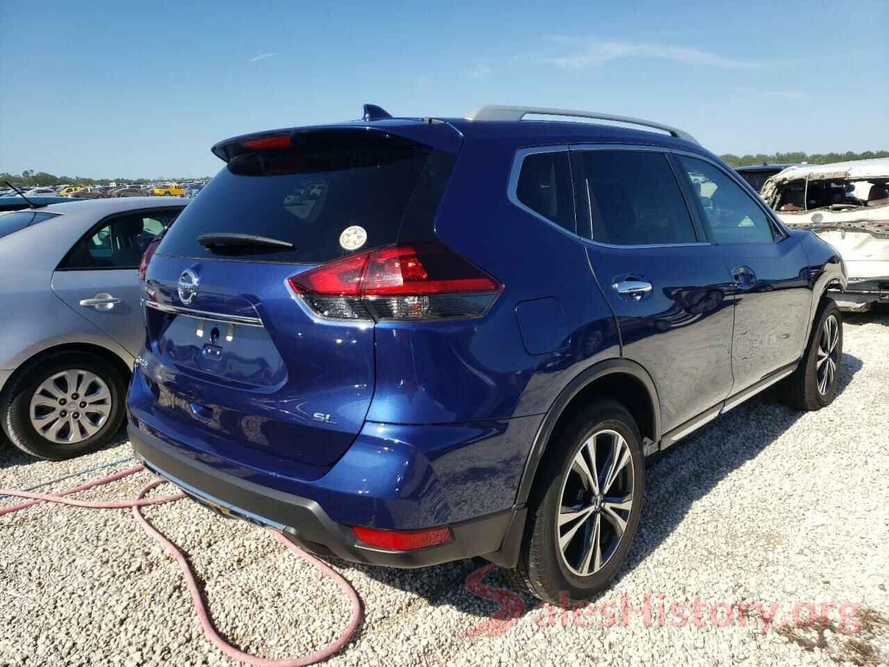 5N1AT2MT8JC762564 2018 NISSAN ROGUE