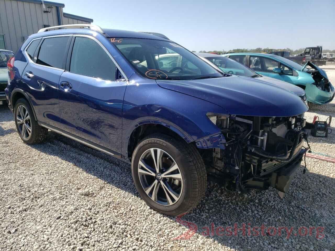 5N1AT2MT8JC762564 2018 NISSAN ROGUE