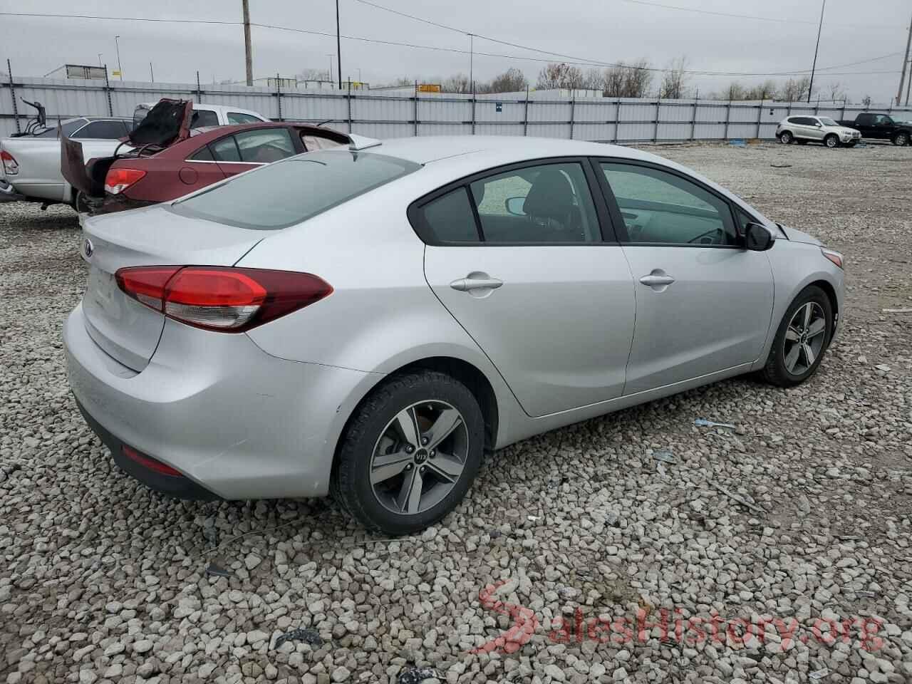 3KPFL4A72JE260767 2018 KIA FORTE