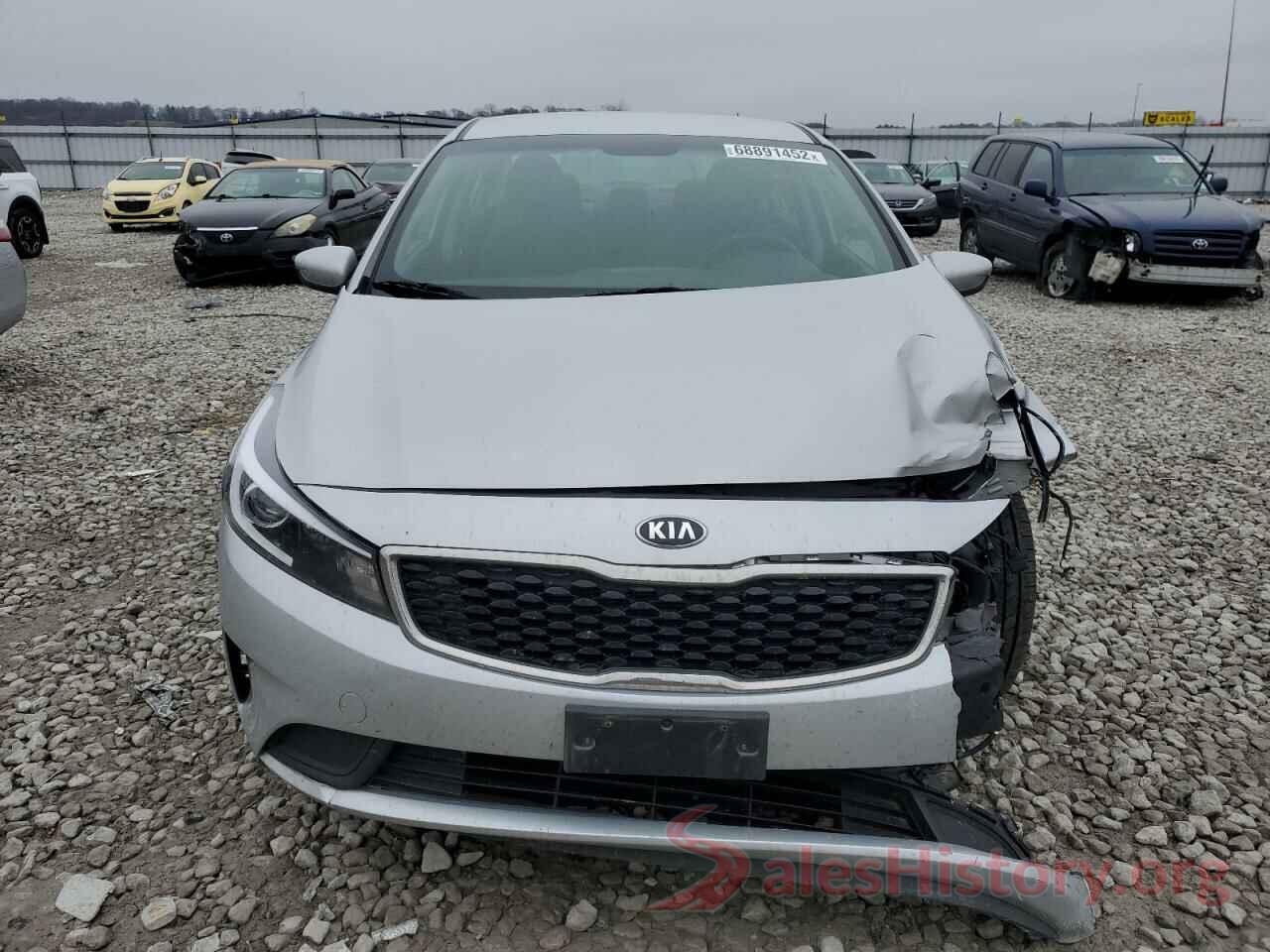 3KPFL4A72JE260767 2018 KIA FORTE