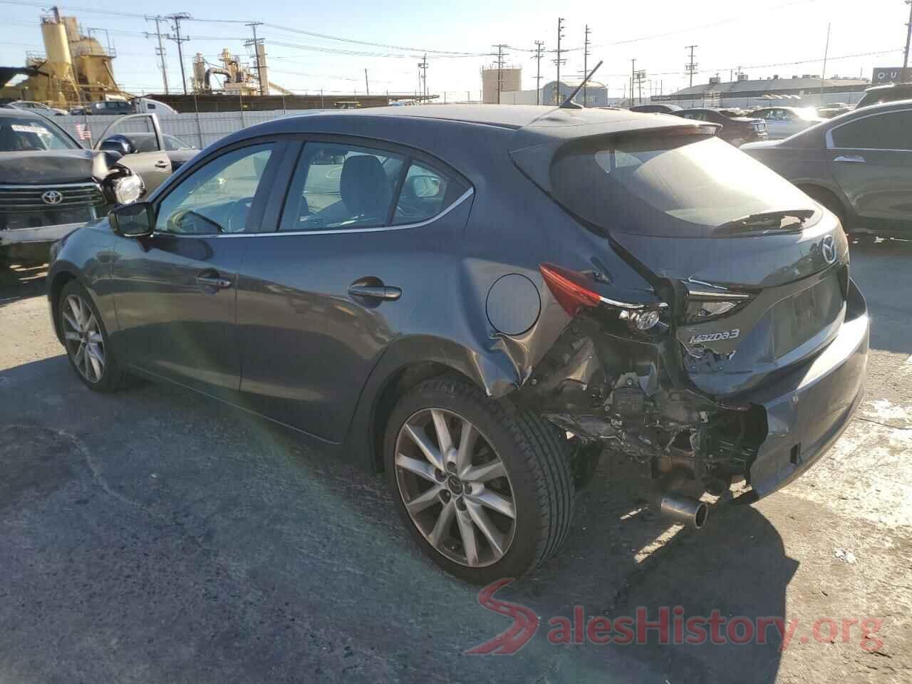 3MZBN1L3XHM152752 2017 MAZDA 3