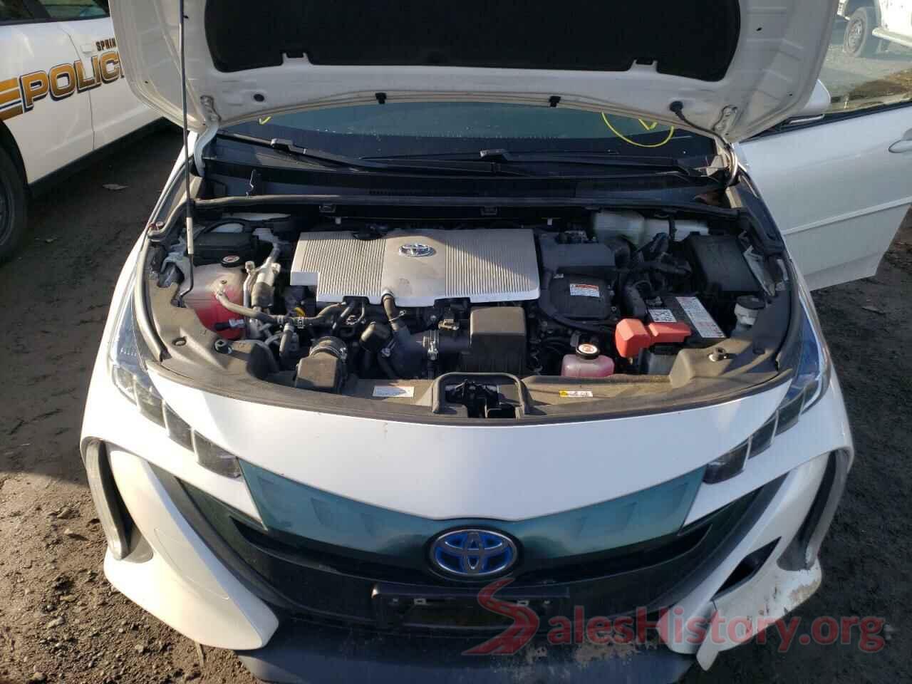 JTDKARFP1J3082237 2018 TOYOTA PRIUS