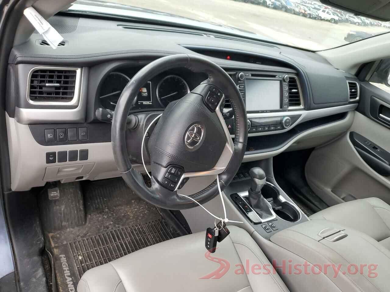 5TDJZRFHXKS720207 2019 TOYOTA HIGHLANDER