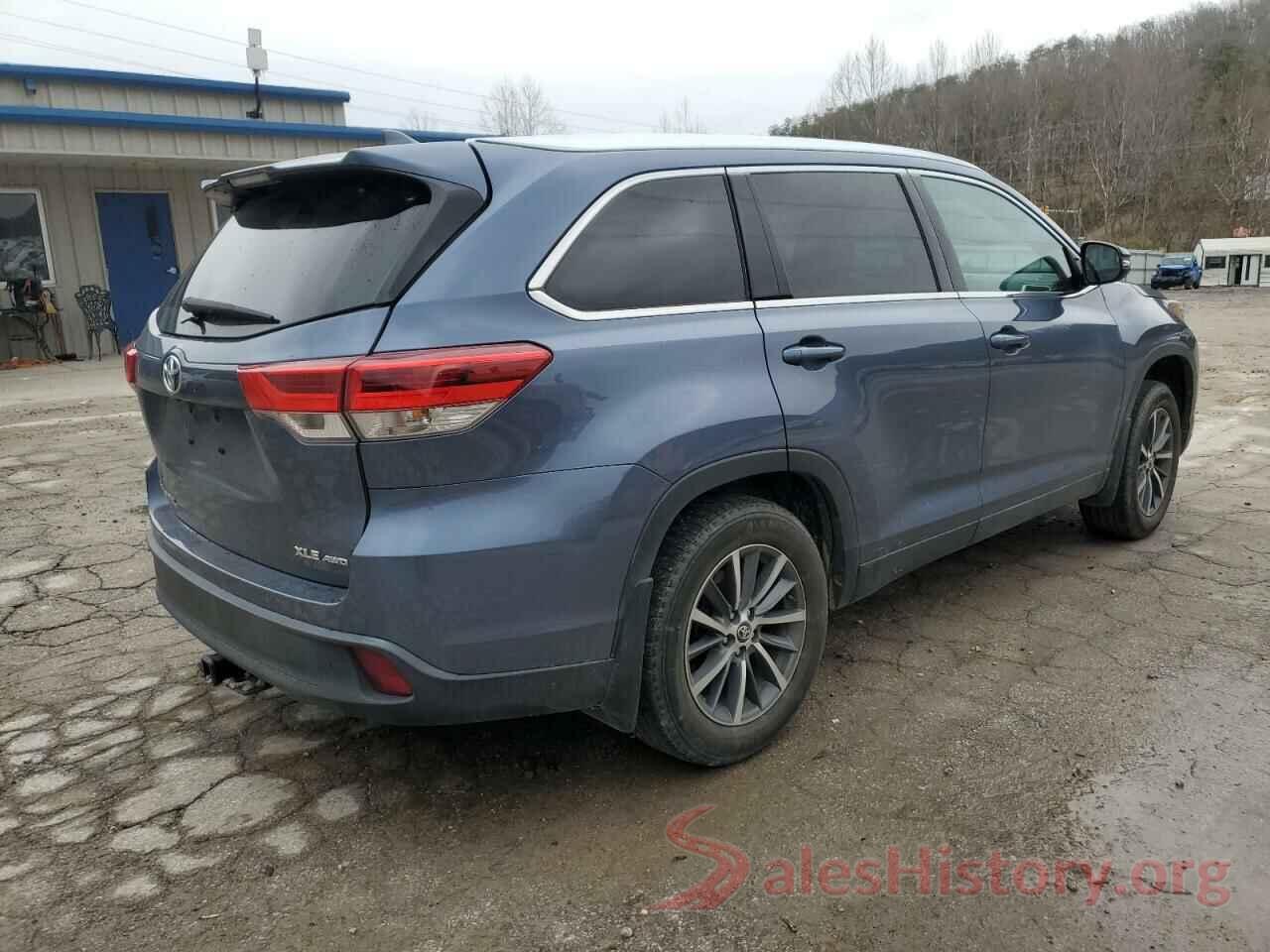 5TDJZRFHXKS720207 2019 TOYOTA HIGHLANDER