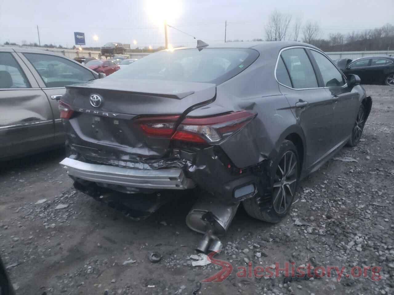 4T1G11AK4MU565363 2021 TOYOTA CAMRY