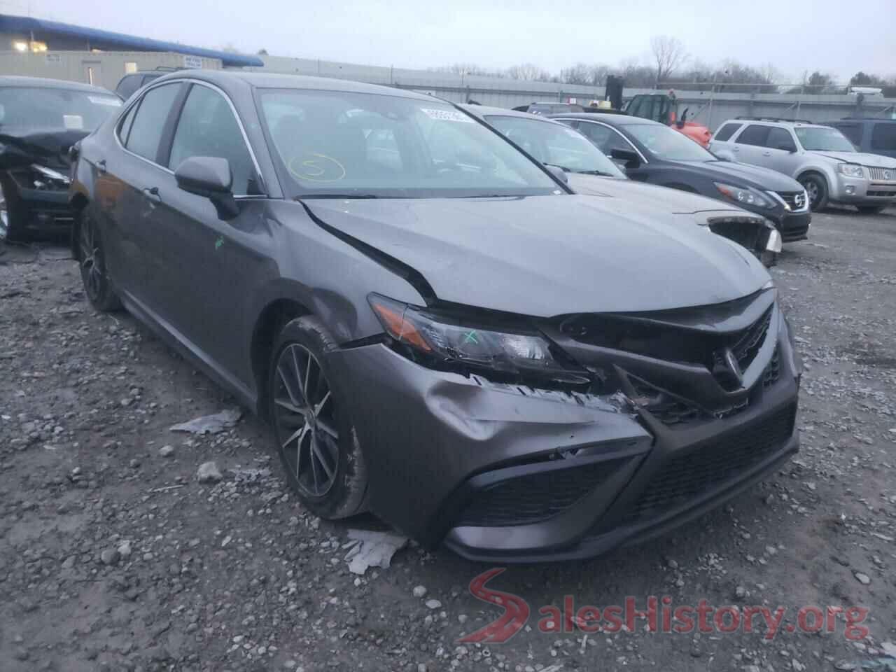 4T1G11AK4MU565363 2021 TOYOTA CAMRY