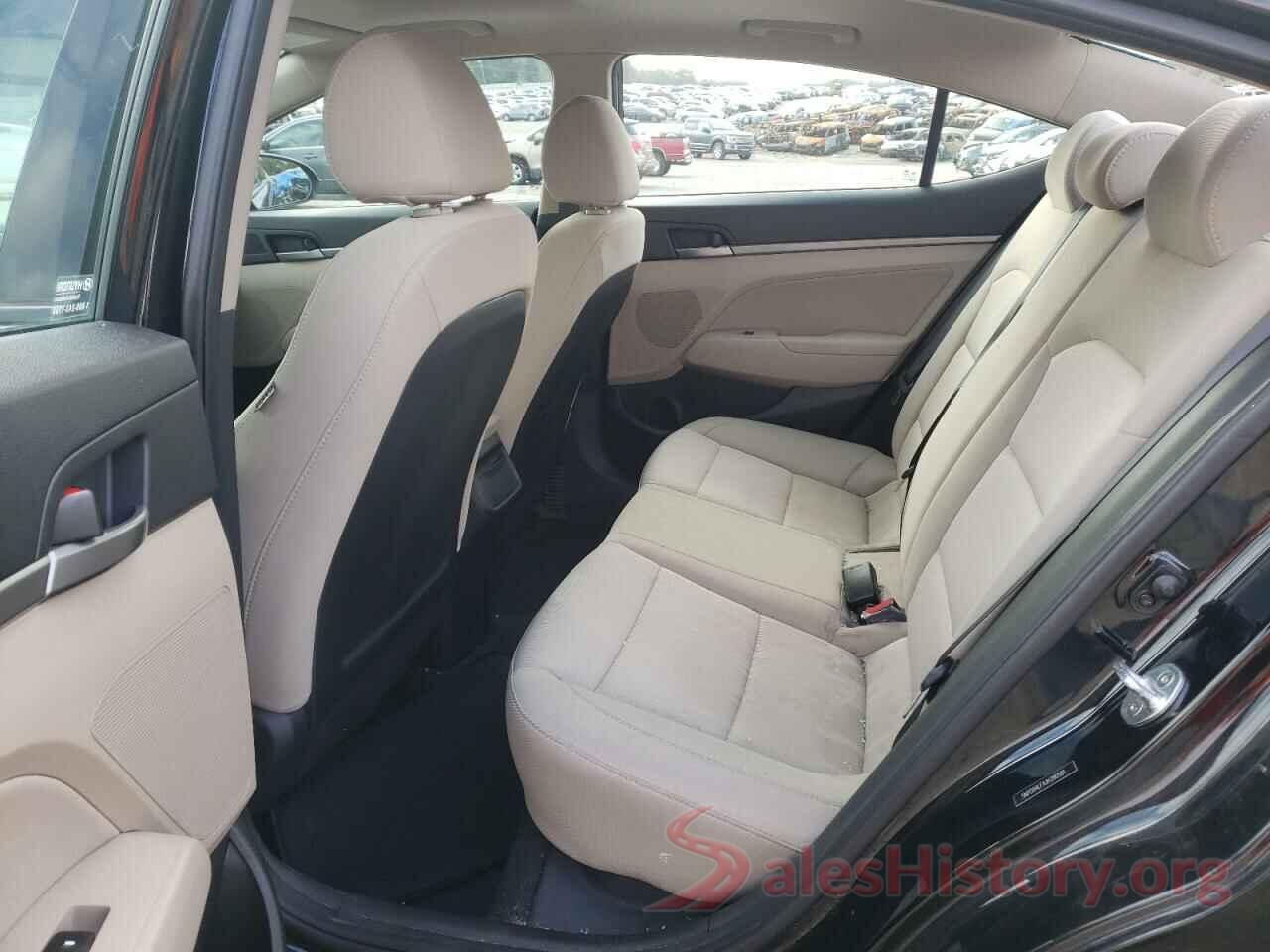 5NPD84LFXJH280581 2018 HYUNDAI ELANTRA