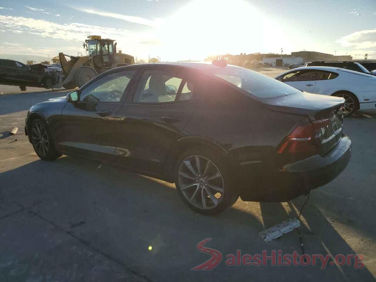 7JR102FK2KG009464 2019 VOLVO S60