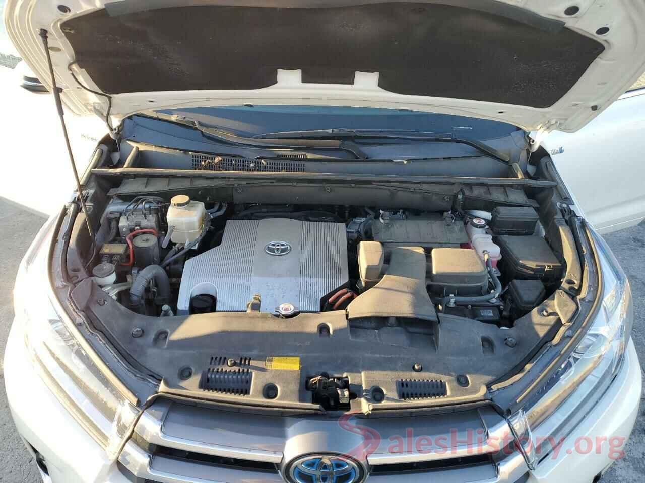 5TDDGRFH6KS062632 2019 TOYOTA HIGHLANDER