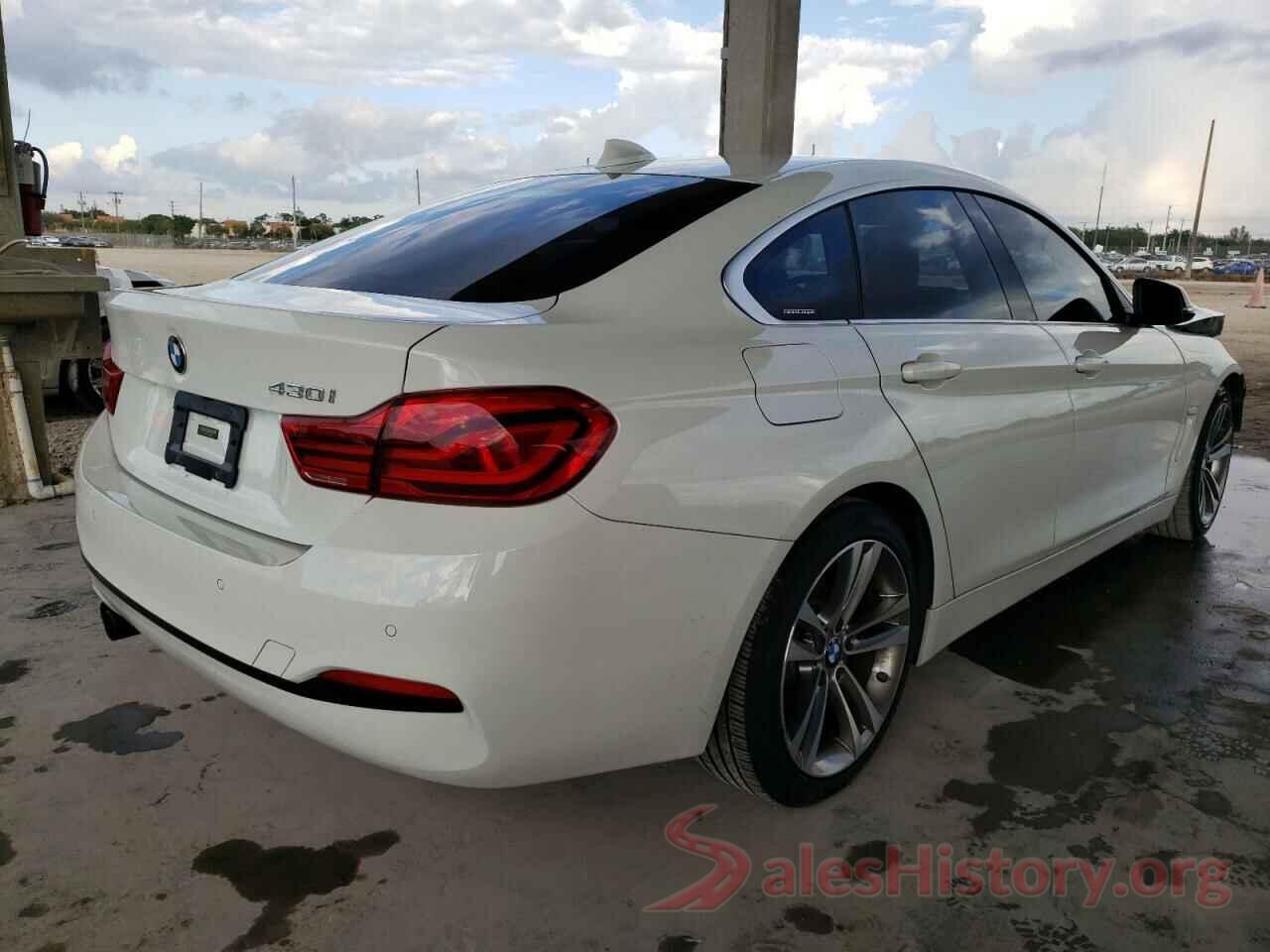 WBA4J1C58JBG80702 2018 BMW 4 SERIES