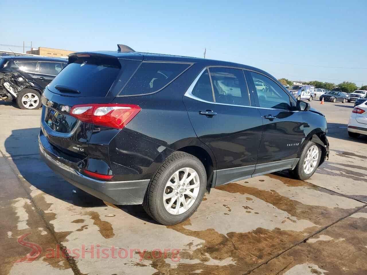 2019 CHEVROLET EQUINOX VIN 2GNAXUEV6K6104215, right side view