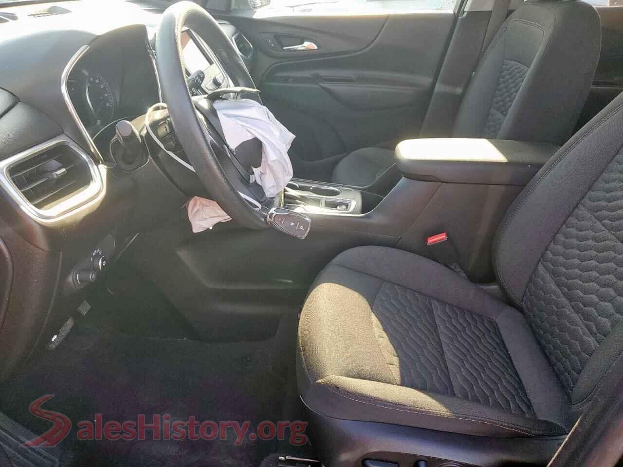 2019 CHEVROLET EQUINOX VIN 2GNAXUEV6K6104215, engine bay
