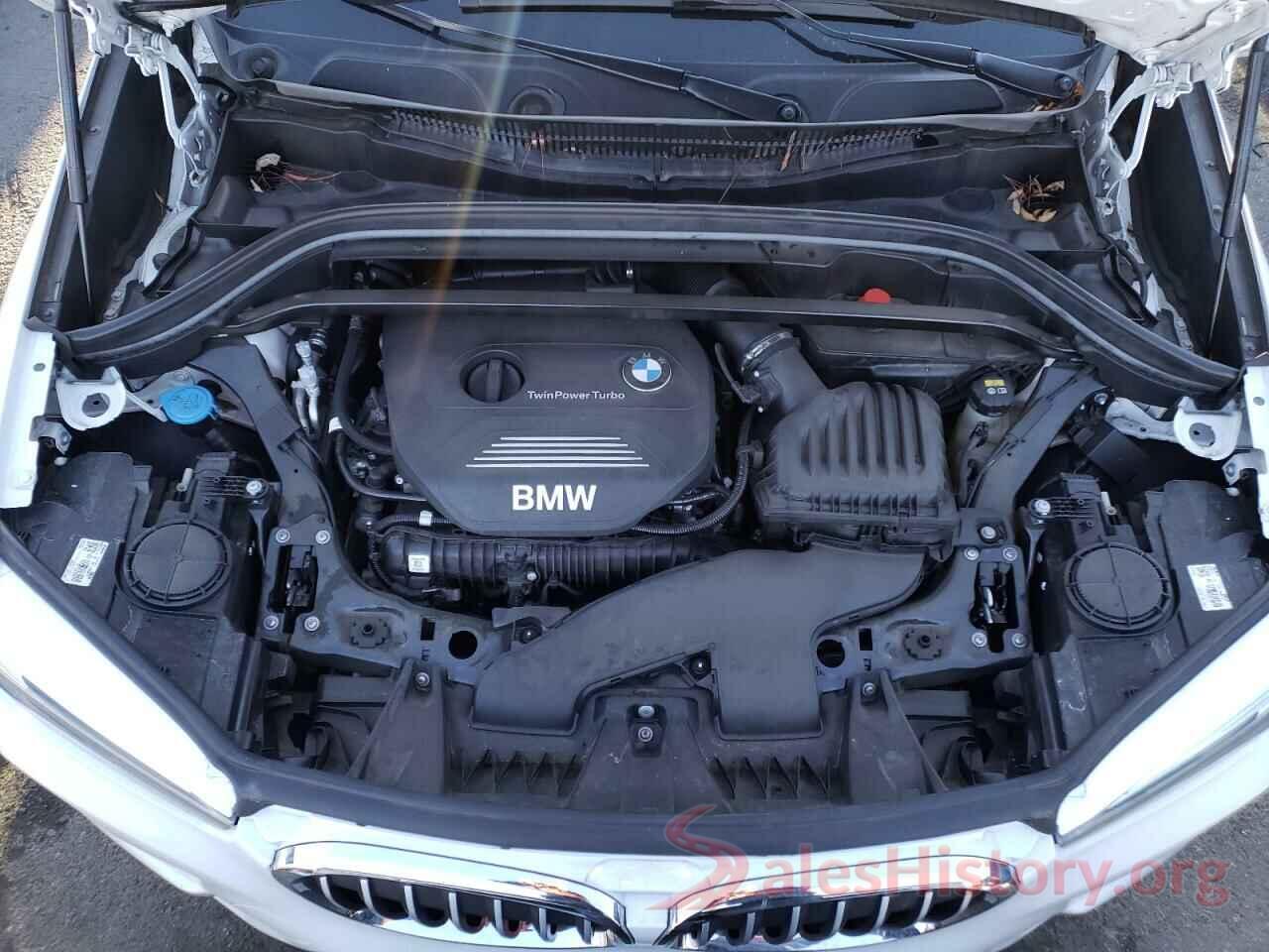 WBXHT3C3XJ5L28664 2018 BMW X1