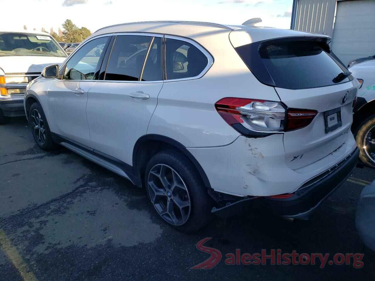 WBXHT3C3XJ5L28664 2018 BMW X1