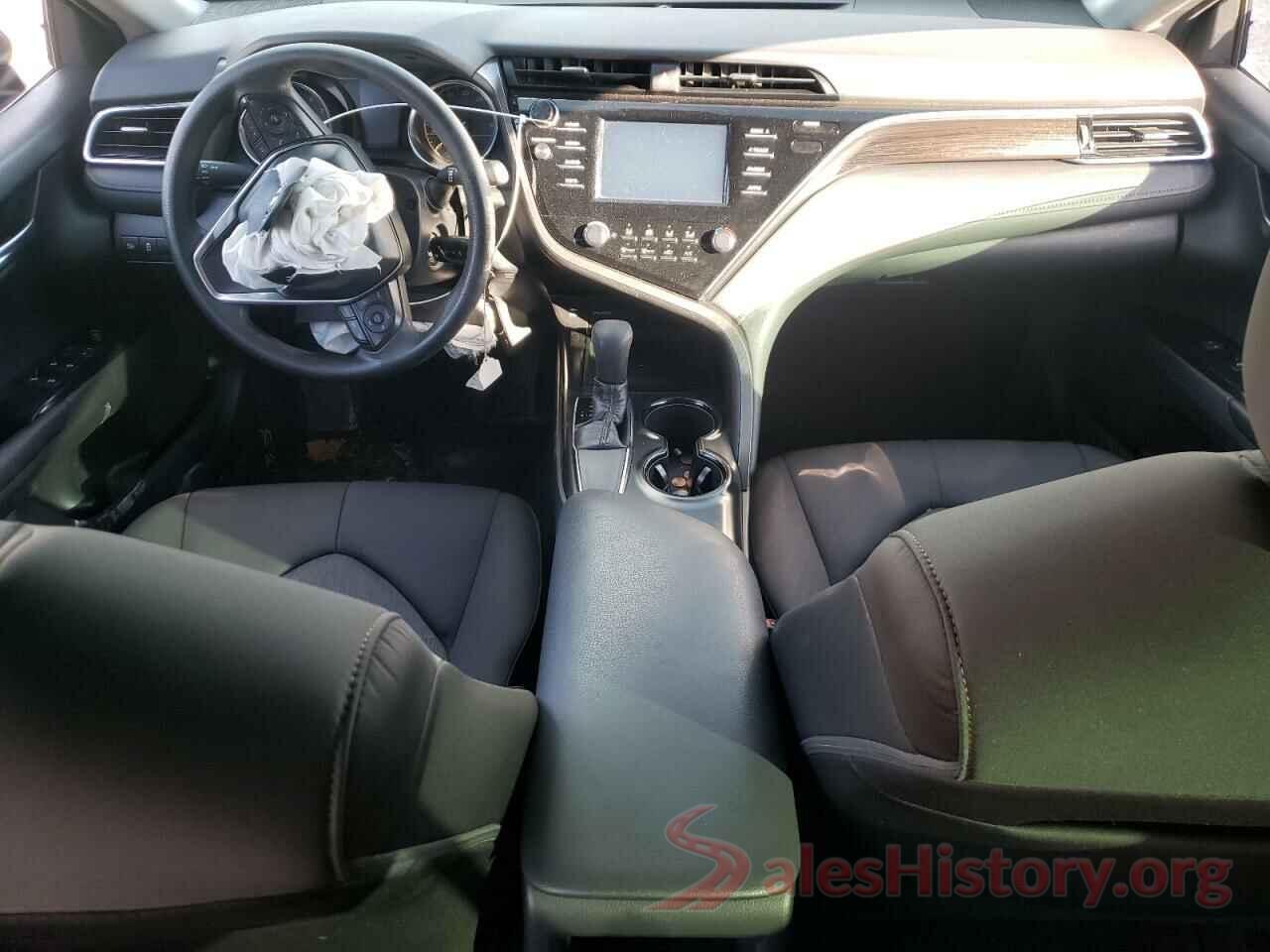 4T1B11HKXJU133081 2018 TOYOTA CAMRY