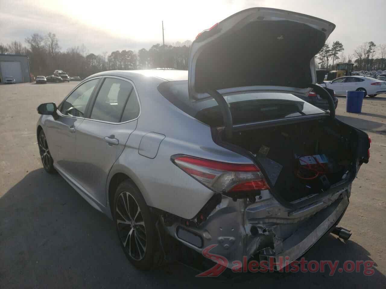 4T1B11HKXJU606705 2018 TOYOTA CAMRY