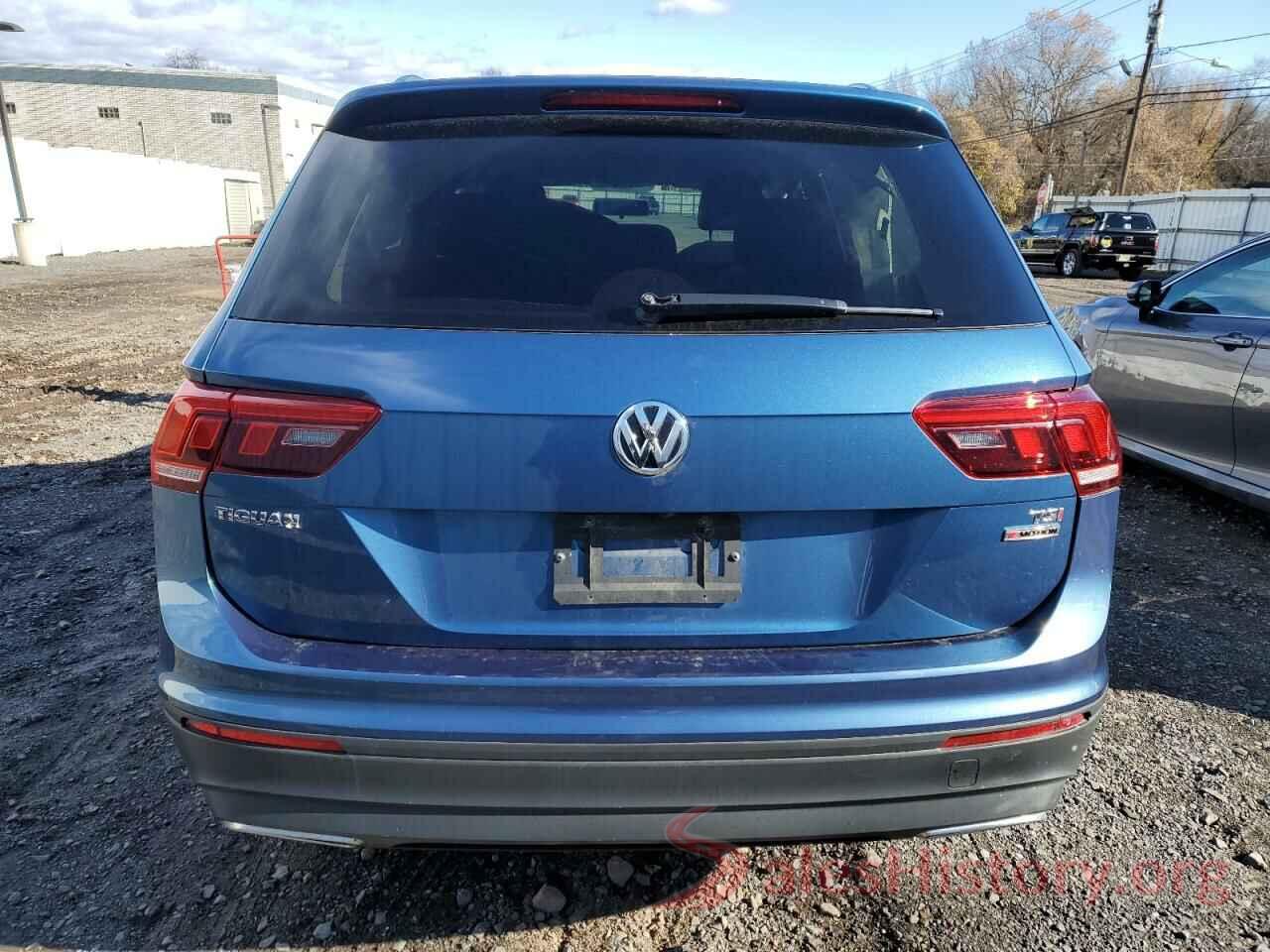 3VV0B7AX3JM016093 2018 VOLKSWAGEN TIGUAN