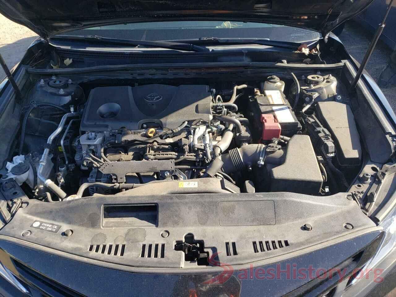 4T1B11HK7JU620559 2018 TOYOTA CAMRY