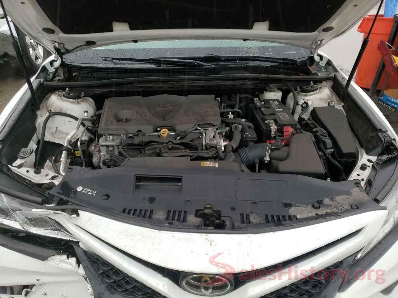 4T1B11HK5JU588629 2018 TOYOTA CAMRY