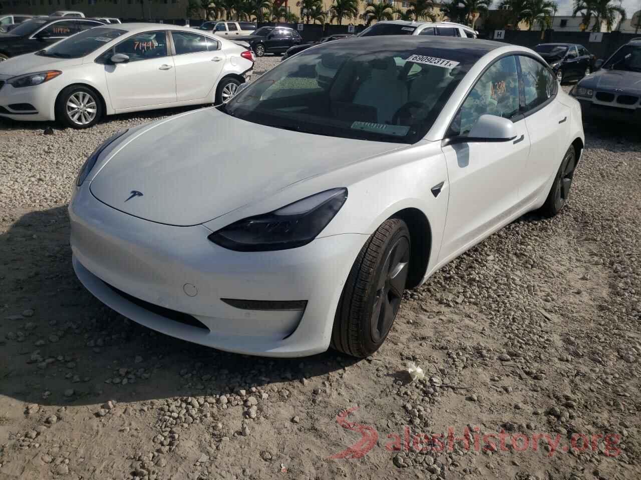 5YJ3E1EA0MF977975 2021 TESLA MODEL 3