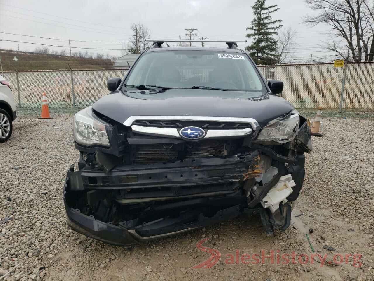 JF2SJAGC3HH499869 2017 SUBARU FORESTER