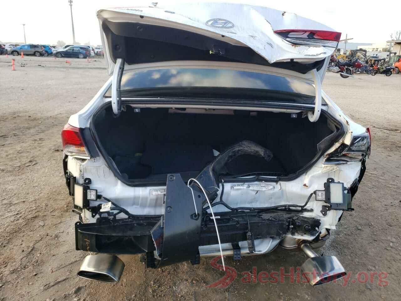 5NPE34AF3JH723417 2018 HYUNDAI SONATA