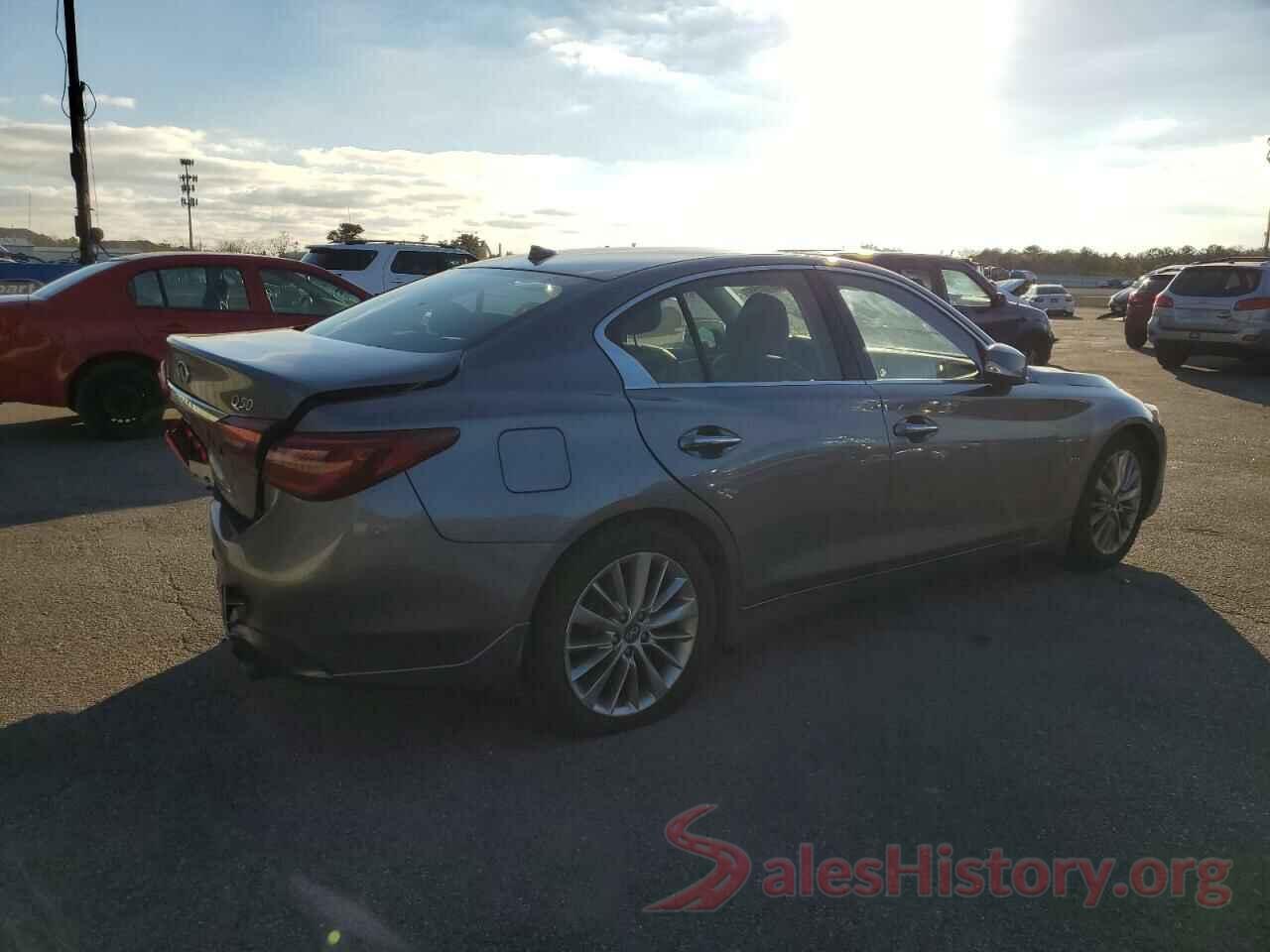 JN1EV7AR5KM555490 2019 INFINITI Q50