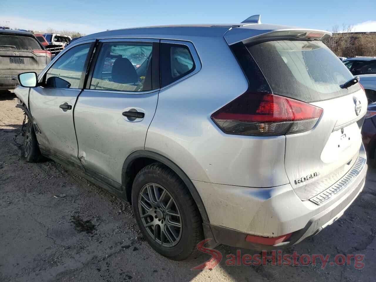 KNMAT2MV4JP552929 2018 NISSAN ROGUE