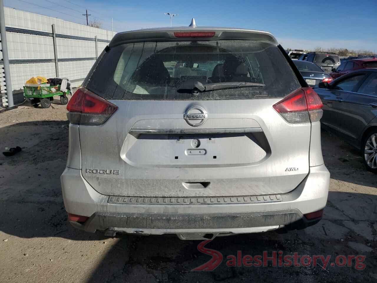 KNMAT2MV4JP552929 2018 NISSAN ROGUE