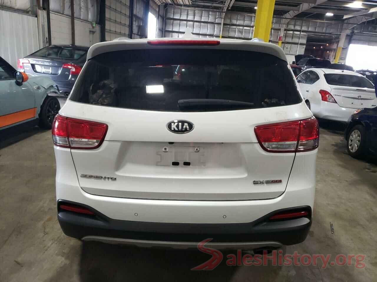 5XYPHDA10JG360886 2018 KIA SORENTO