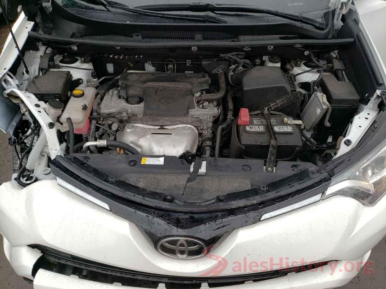 2T3RFREV8JW812299 2018 TOYOTA RAV4