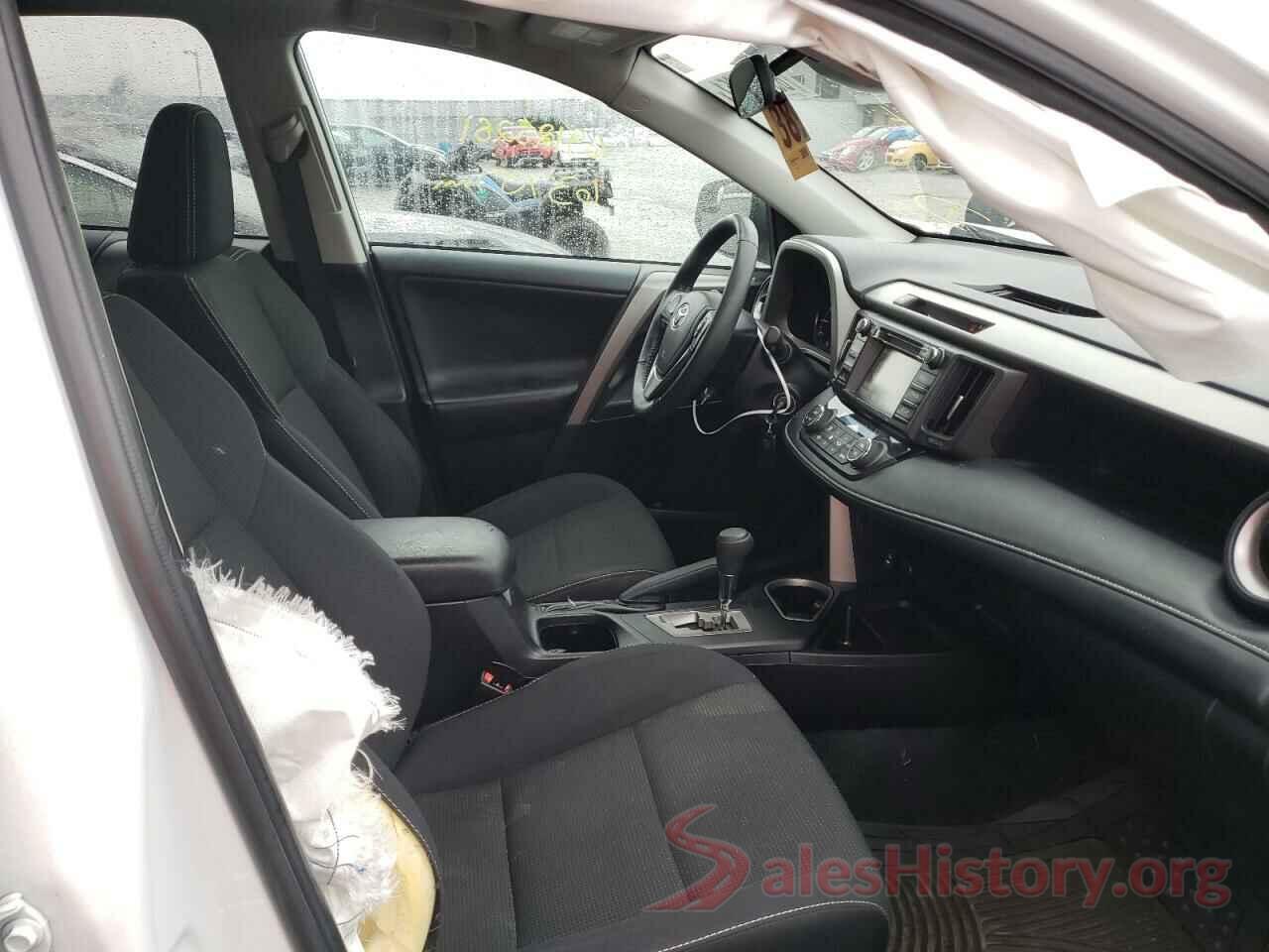 2T3RFREV8JW812299 2018 TOYOTA RAV4