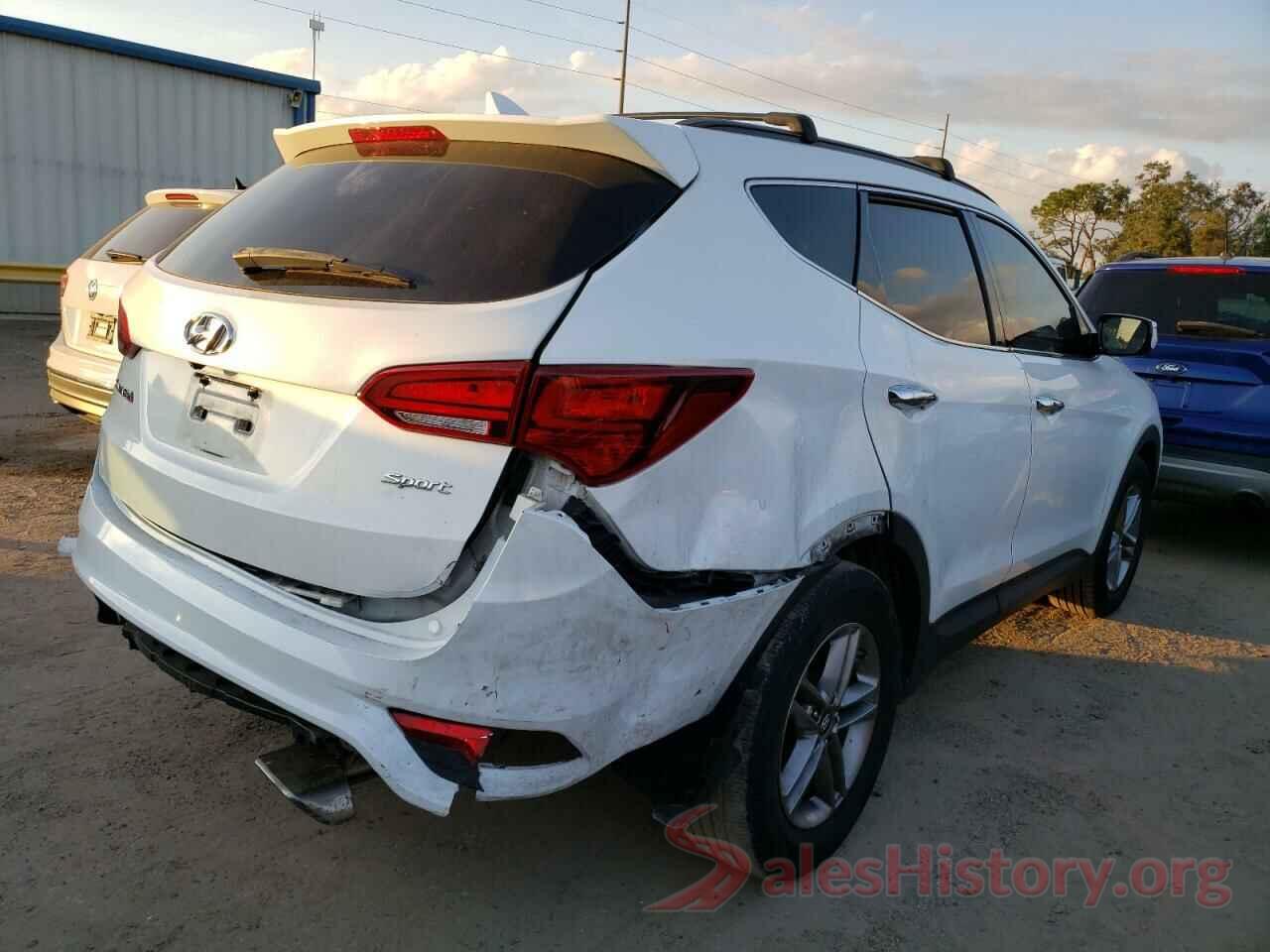 5NMZU3LB0JH053048 2018 HYUNDAI SANTA FE