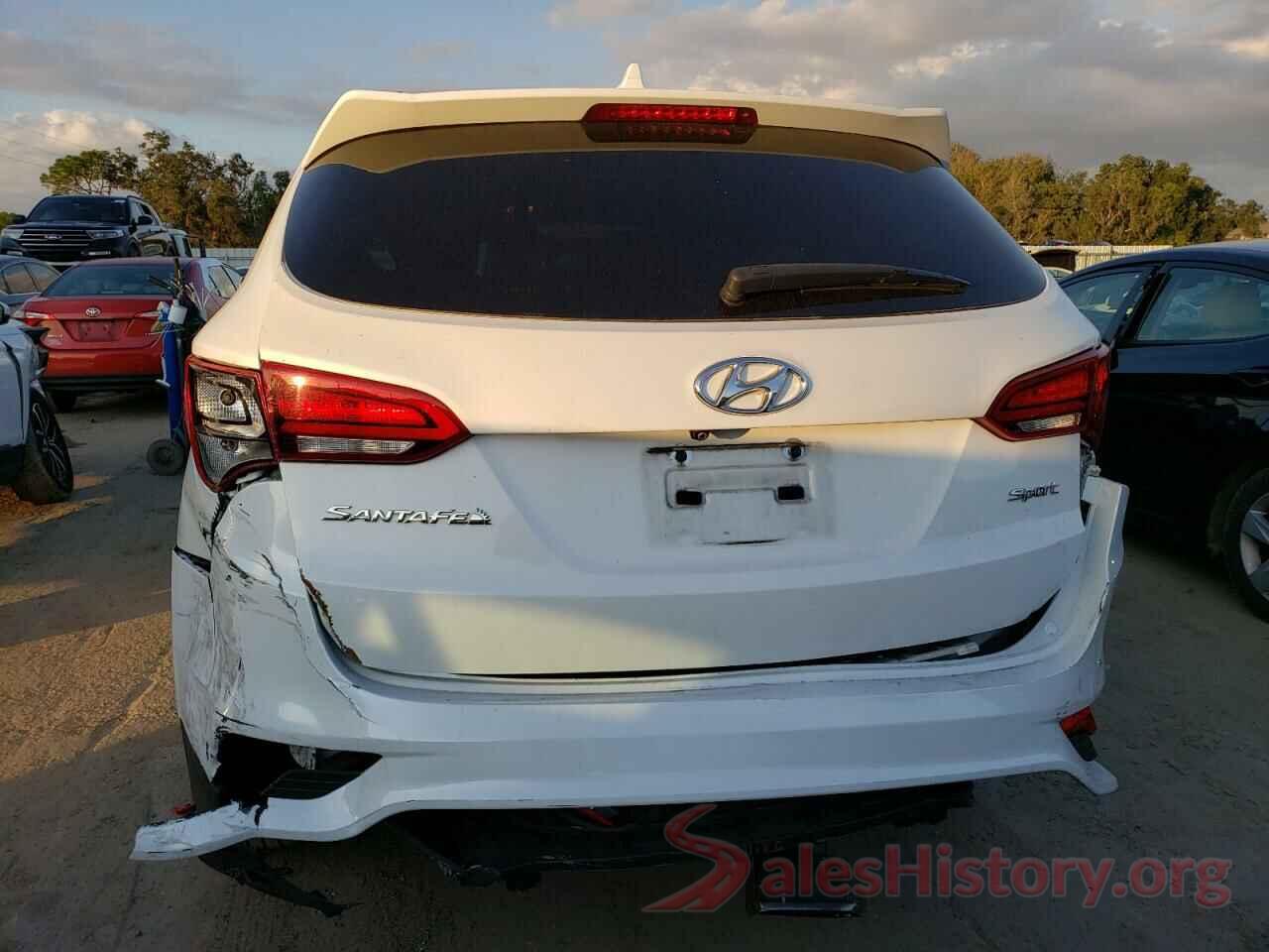 5NMZU3LB0JH053048 2018 HYUNDAI SANTA FE