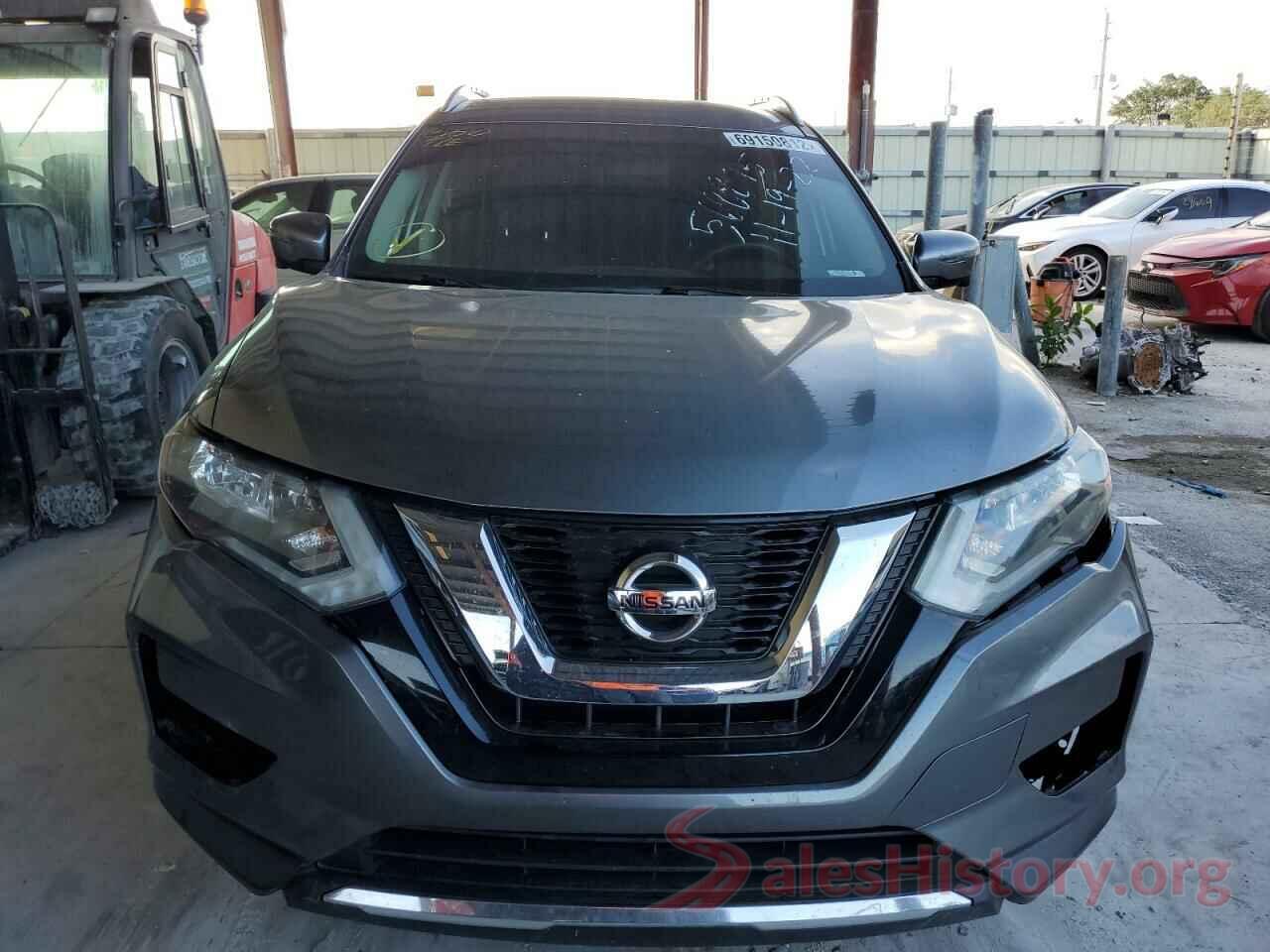 KNMAT2MT9HP568875 2017 NISSAN ROGUE