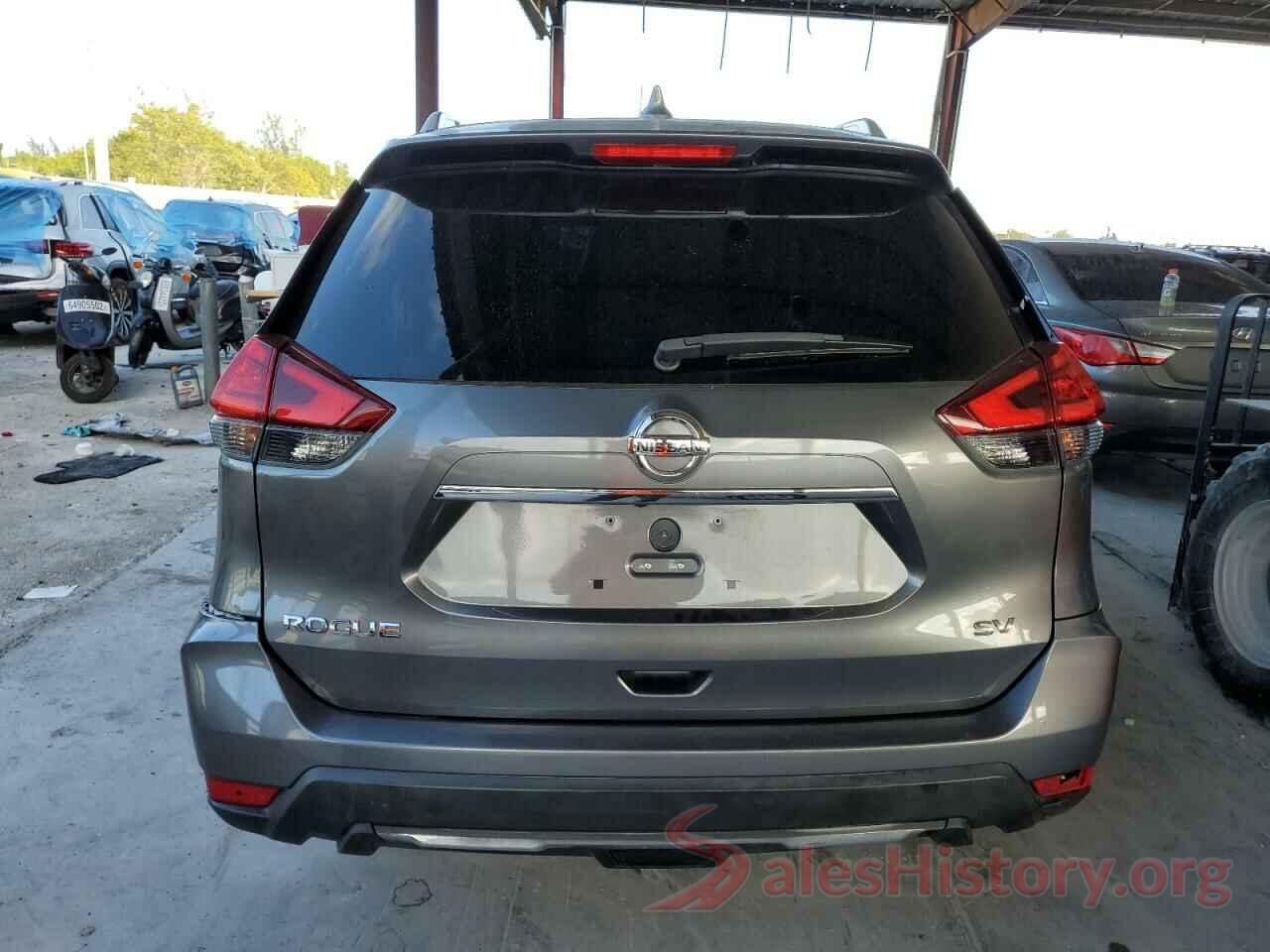 KNMAT2MT9HP568875 2017 NISSAN ROGUE