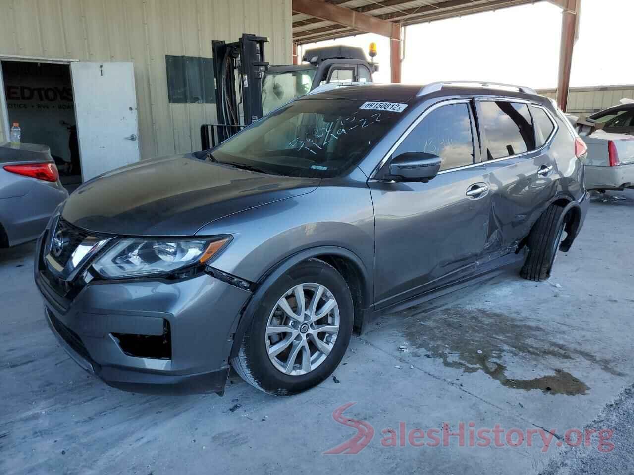 KNMAT2MT9HP568875 2017 NISSAN ROGUE