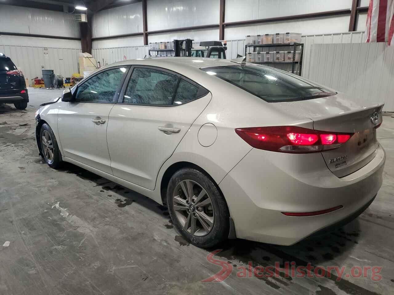 5NPD84LF5JH373198 2018 HYUNDAI ELANTRA