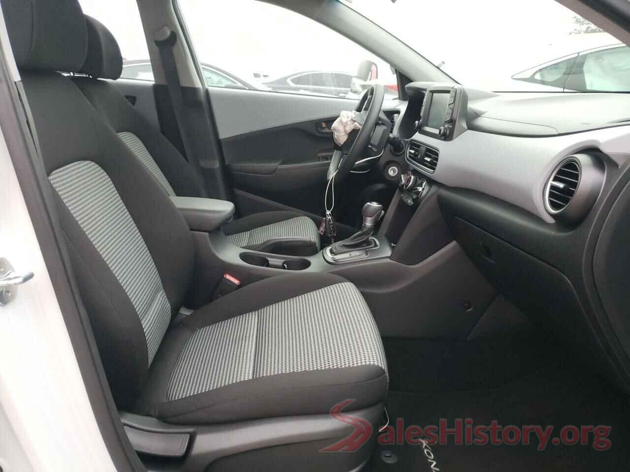 KM8K12AA3JU144902 2018 HYUNDAI KONA