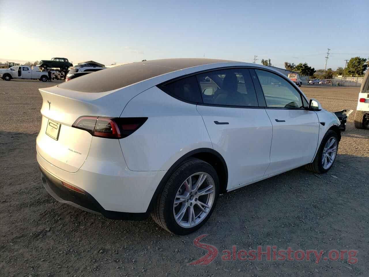 7SAYGDEE0NF553723 2022 TESLA MODEL Y