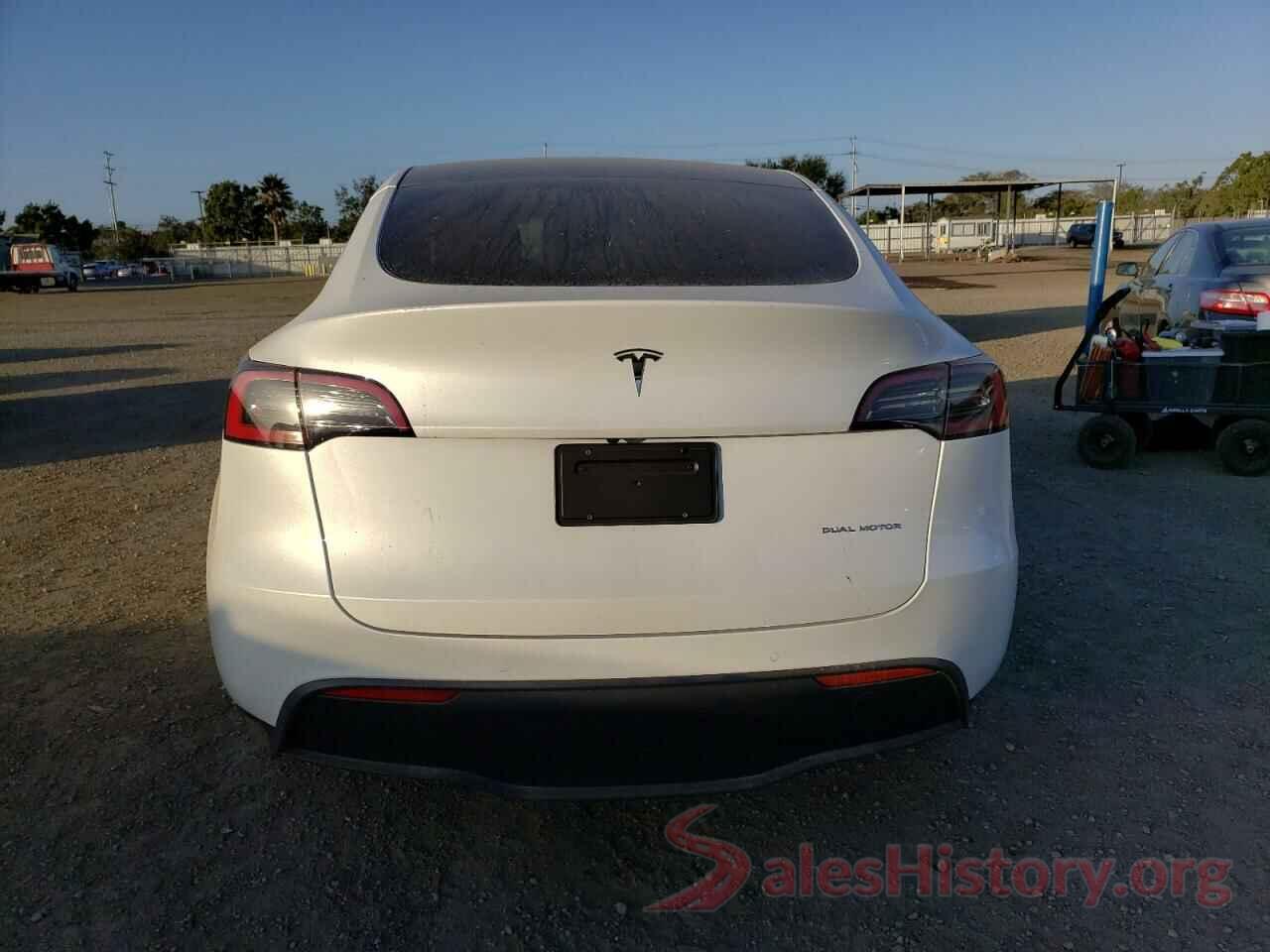 7SAYGDEE0NF553723 2022 TESLA MODEL Y