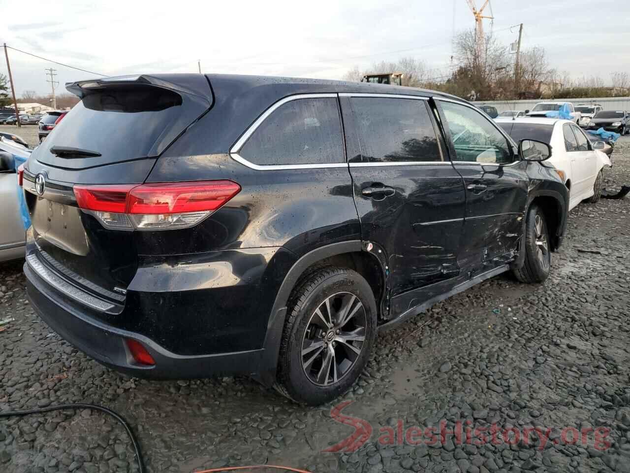 5TDBZRFHXKS918774 2019 TOYOTA HIGHLANDER