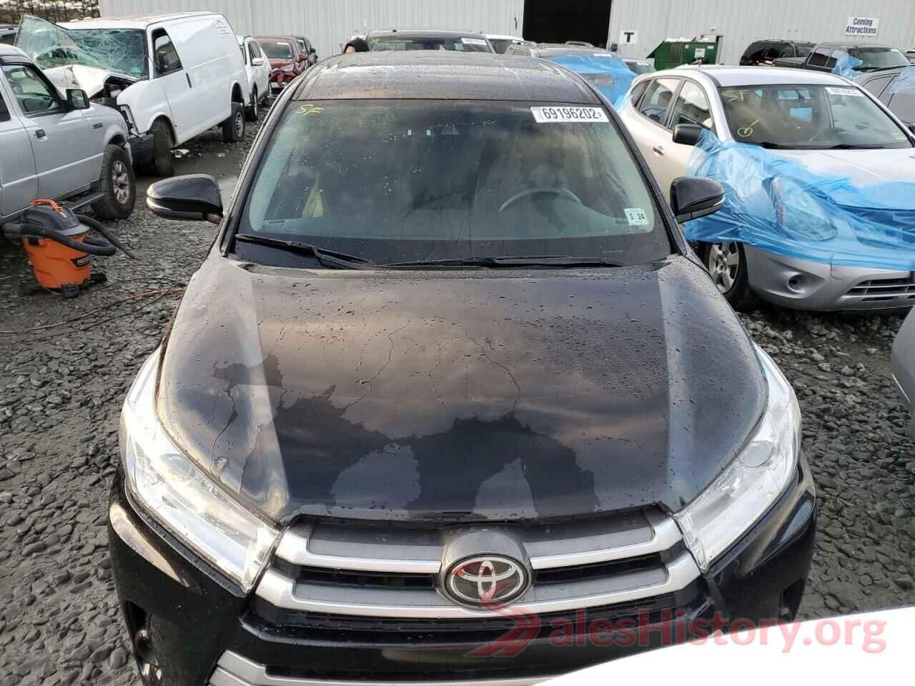 5TDBZRFHXKS918774 2019 TOYOTA HIGHLANDER