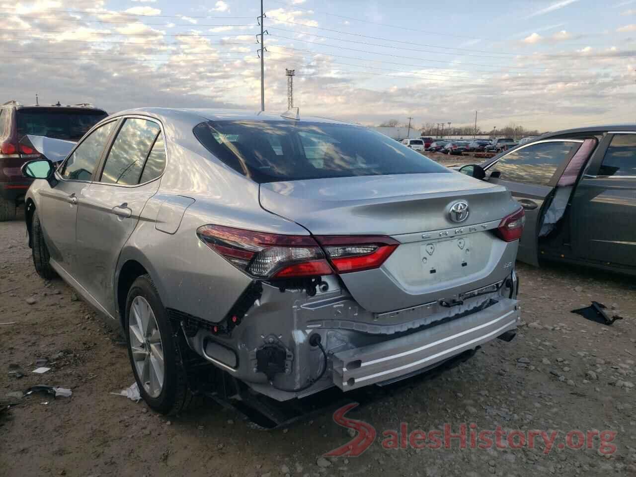 4T1R11AK9NU634221 2022 TOYOTA CAMRY