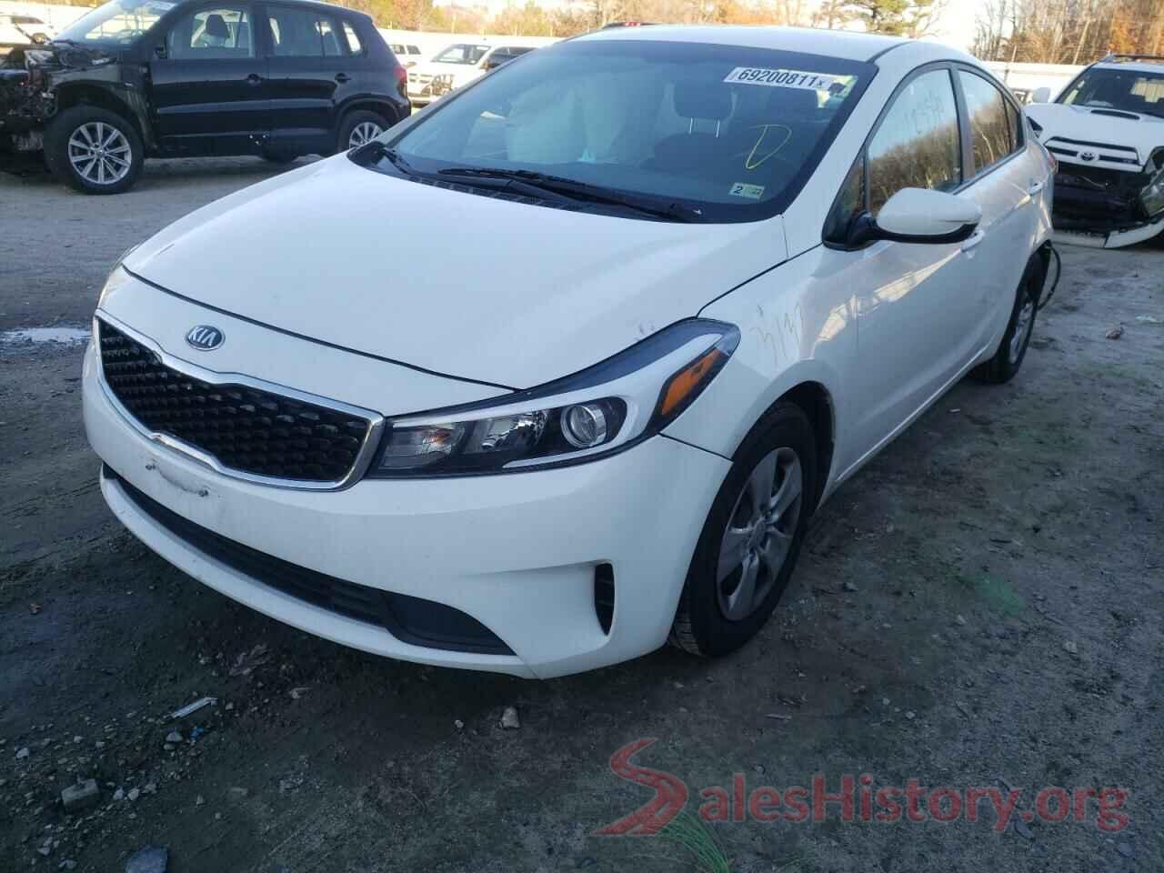 3KPFK4A76HE084982 2017 KIA FORTE