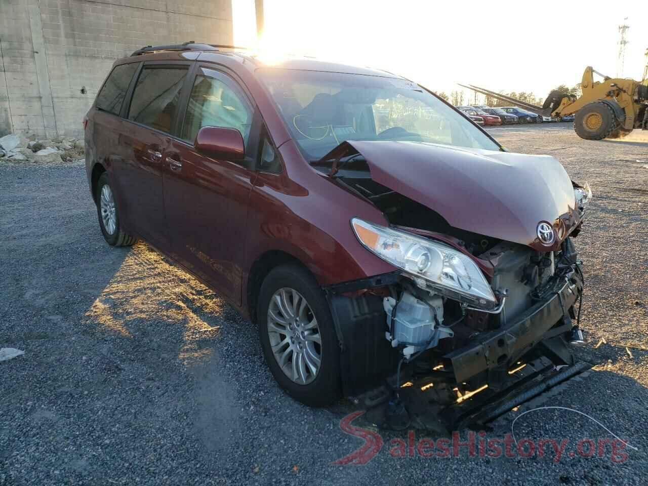 5TDYK3DC5FS667560 2015 TOYOTA SIENNA