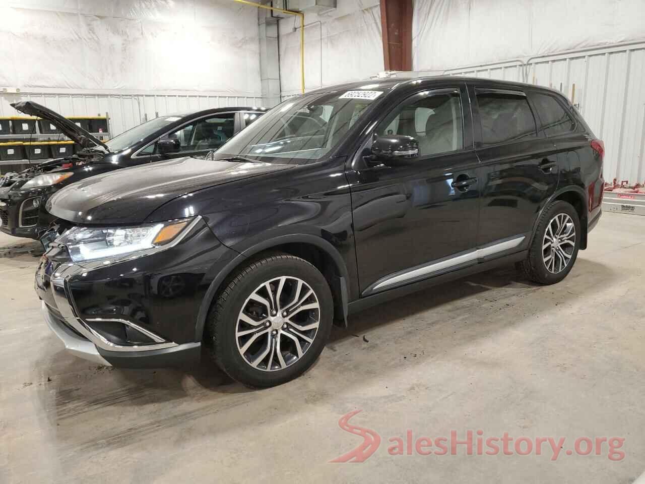 JA4AD3A33JZ016106 2018 MITSUBISHI OUTLANDER